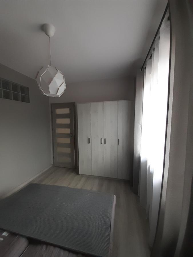 Lewa Lodz Apartment Luaran gambar